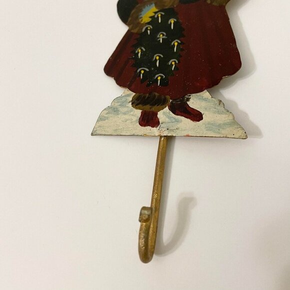 Vintage Santa Claus Wall Hook Hand Painted Metal Christmas Decoration - Picture 4 of 16